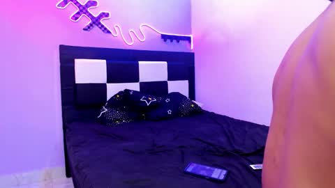 DEAN AND MARY online show from 11-25-25, 02:44