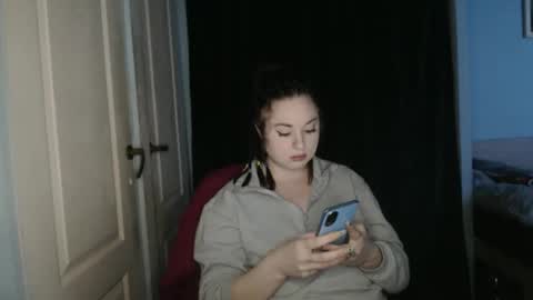 Snapshot of theblackdiamond194588 chatting on 04-08-26, 06:08 raissa online show from 04-08-26, 06:08