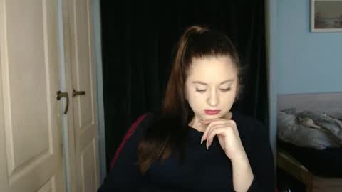 Snapshot of theblackdiamond194588 chatting on 04-15-26, 03:19 raissa online show from 04-15-26, 03:19