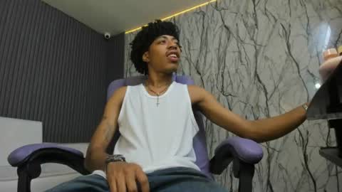 Snapshot of theblackflavor chatting on 06-23-26, 02:15 Flavor online show from 06-23-26, 02:15