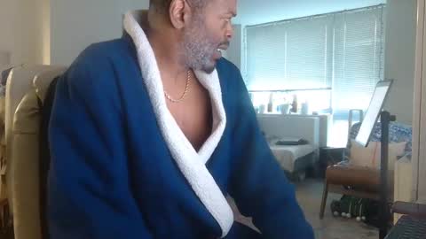 Snapshot of theblacklordmaster chatting on 04-21-26, 12:44 theblacklordmaster online show from 04-21-26, 12:44