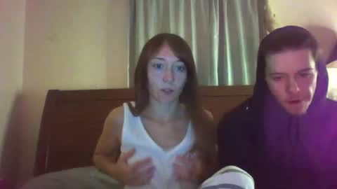 Snapshot of thecouplenextfloor chatting on 11-14-25, 04:44 thecouplenextfloor online show from 11-14-25, 04:44