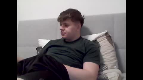 thecuteguy144949 online show from 01-22-25, 04:33