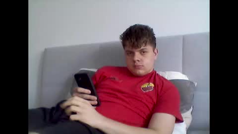 thecuteguy144949 online show from 02-01-25, 08:50