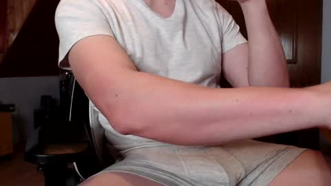 Snapshot of thedome372 chatting on 12-31-24, 09:21 thedome372 online show from 12-31-24, 09:21