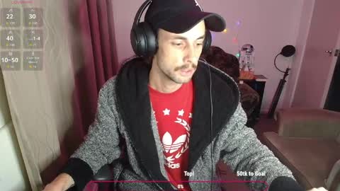 Snapshot of thee_ricky_lee chatting on 04-11-26, 07:45 RickyLee online show from 04-11-26, 07:45