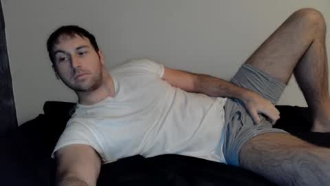 Theetwohander online show from 12-29-24, 02:27