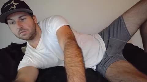 Theetwohander online show from 10-19-25, 07:14