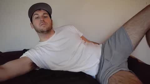 Snapshot of theetwohander chatting on 02-15-26, 07:10 Theetwohander online show from 02-15-26, 07:10