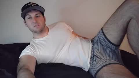 Snapshot of theetwohander chatting on 02-25-26, 03:05 Theetwohander online show from 02-25-26, 03:05