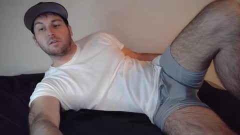 Snapshot of theetwohander chatting on 03-09-26, 08:18 Theetwohander online show from 03-09-26, 08:18