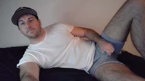 Snapshot of theetwohander chatting on 03-11-26, 02:06 Theetwohander online show from 03-11-26, 02:06