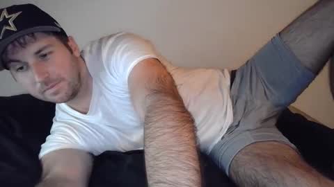 Snapshot of theetwohander chatting on 03-25-26, 02:17 Theetwohander online show from 03-25-26, 02:17
