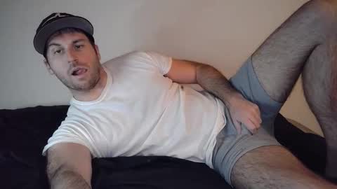 Snapshot of theetwohander chatting on 03-26-26, 01:11 Theetwohander online show from 03-26-26, 01:11