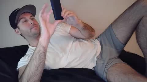Snapshot of theetwohander chatting on 03-31-26, 02:24 Theetwohander online show from 03-31-26, 02:24
