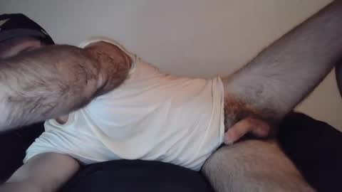Snapshot of theetwohander chatting on 04-10-26, 03:01 Theetwohander online show from 04-10-26, 03:01