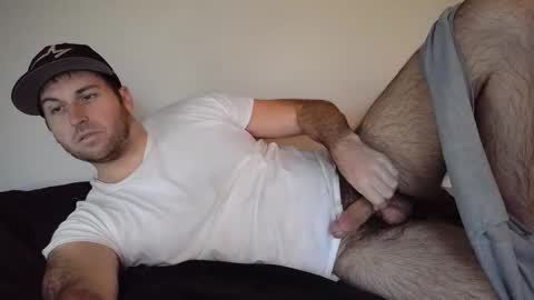 Snapshot of theetwohander chatting on 04-19-26, 05:56 Theetwohander online show from 04-19-26, 05:56