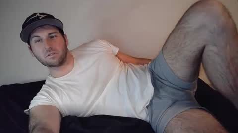 Snapshot of theetwohander chatting on 04-21-26, 02:48 Theetwohander online show from 04-21-26, 02:48