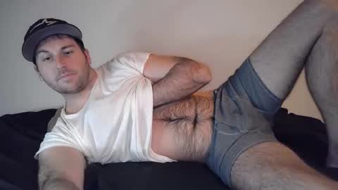 Snapshot of theetwohander chatting on 04-30-26, 03:02 Theetwohander online show from 04-30-26, 03:02