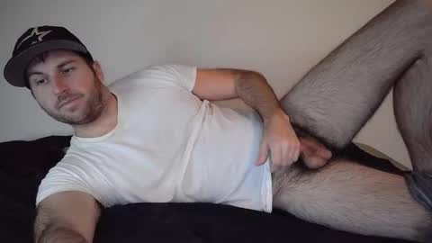 Snapshot of theetwohander chatting on 05-03-26, 06:03 Theetwohander online show from 05-03-26, 06:03