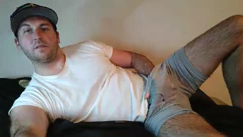 Snapshot of theetwohander chatting on 05-05-26, 03:58 Theetwohander online show from 05-05-26, 03:58