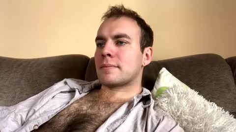 Snapshot of thefallenone12 chatting on 10-18-25, 11:33 thefallenone12 online show from 10-18-25, 11:33