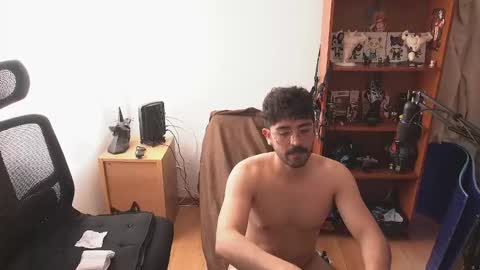 Snapshot of thefckingwolf chatting on 03-07-26, 03:31 Wolf Independent model online show from 03-07-26, 03:31