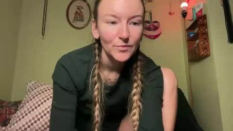 Fae online show from 11-16-25, 09:31