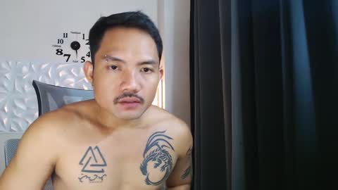 Snapshot of thefriskyasian chatting on 12-18-24, 08:36 Jaycee online show from 12-18-24, 08:36