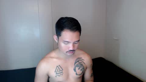 Snapshot of thefriskyasian chatting on 12-20-24, 04:46 Jaycee online show from 12-20-24, 04:46