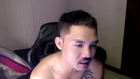 Snapshot of thefriskyasian chatting on 12-29-24, 02:52 Jaycee online show from 12-29-24, 02:52