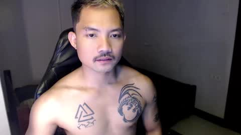 Snapshot of thefriskyasian chatting on 01-13-25, 08:48 Jaycee online show from 01-13-25, 08:48
