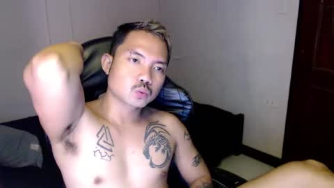 Snapshot of thefriskyasian chatting on 01-21-25, 11:55 Jaycee online show from 01-21-25, 11:55