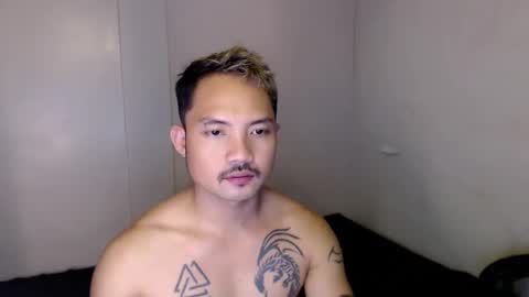 Snapshot of thefriskyasian chatting on 01-23-25, 03:48 Jaycee online show from 01-23-25, 03:48
