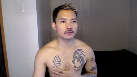 Snapshot of thefriskyasian chatting on 02-16-25, 05:15 Jaycee online show from 02-16-25, 05:15