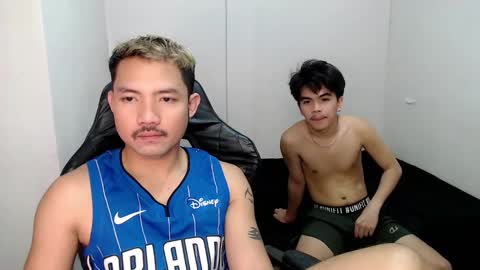 Snapshot of thefriskyasian chatting on 02-16-25, 09:15 Jaycee online show from 02-16-25, 09:15