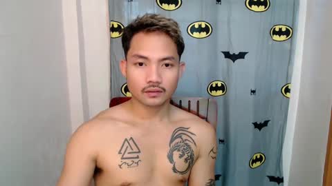 Snapshot of thefriskyasian chatting on 03-10-25, 10:02 Jaycee online show from 03-10-25, 10:02