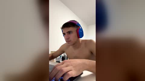 Snapshot of thefuckboy316615 chatting on 05-21-26, 08:27 thefuckboy316615 online show from 05-21-26, 08:27