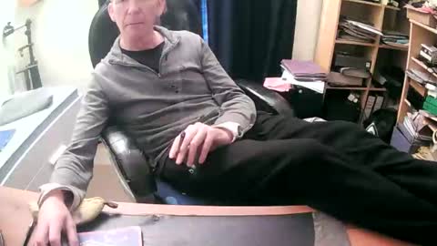 Snapshot of thegoodteacher54 chatting on 02-23-25, 03:18 paul online show from 02-23-25, 03:18