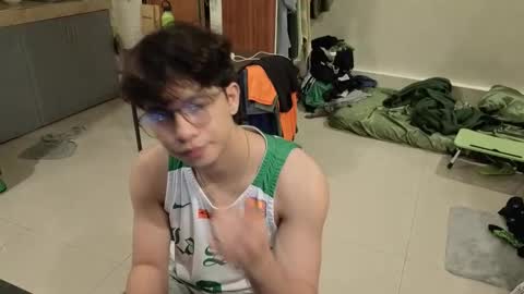 Green online show from 05-12-26, 01:08