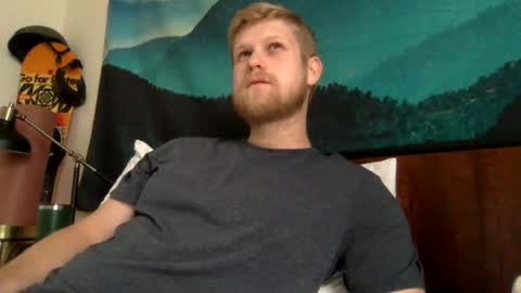 Snapshot of thehairyprince chatting on 05-11-26, 01:06 Harry online show from 05-11-26, 01:06