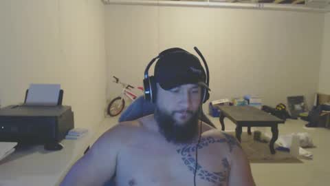 Snapshot of thehawaiian93 chatting on 02-21-25, 09:13 thehawaiian93 online show from 02-21-25, 09:13