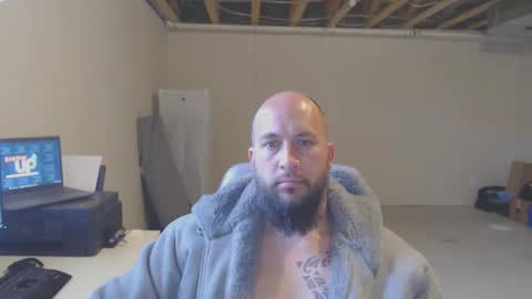 thehawaiian93 online show from 05-12-26, 02:36