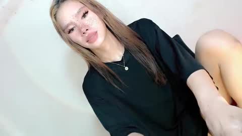 laisa online show from 02-07-25, 07:27