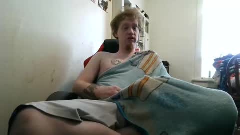 fuzzyfox online show from 02-13-26, 06:15