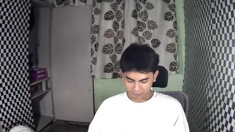 Xerxis online show from 12-05-24, 04:12