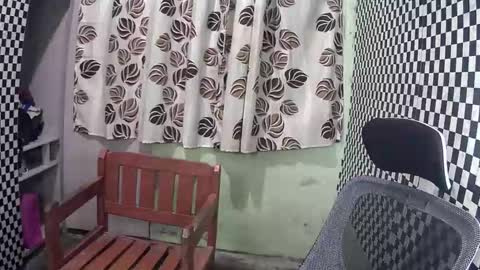 Xerxis online show from 12-22-24, 05:10