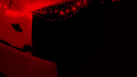 thehungmantis online show from 10-18-25, 01:08