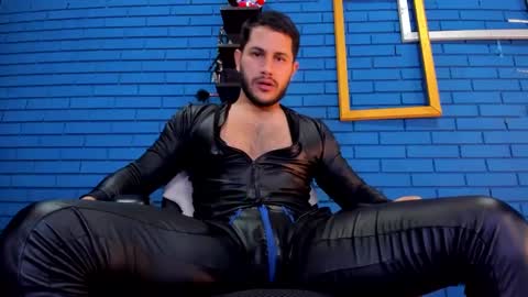 Snapshot of theian26 chatting on 12-13-24, 10:45 Ian Deniel online show from 12-13-24, 10:45