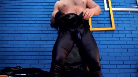 Snapshot of theian26 chatting on 02-13-25, 10:33 Ian Deniel online show from 02-13-25, 10:33